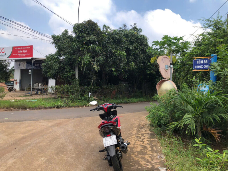 Bán gấp lô đất 2 mặt tiền đường-Phường Bình Lộc-Đồng Nai